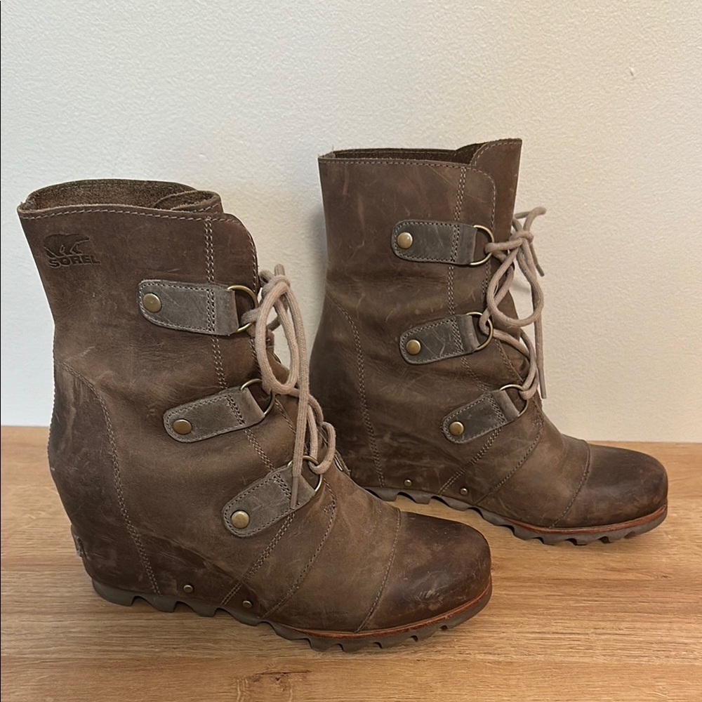 Sorel Joan of Arctic Brown Lace Up Boots Wedge Heel Winter